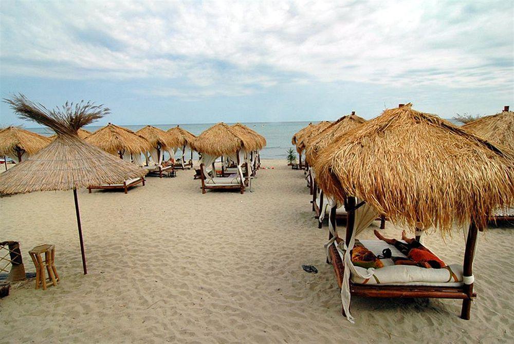 Andalucia Beach Hotel Елените Экстерьер фото